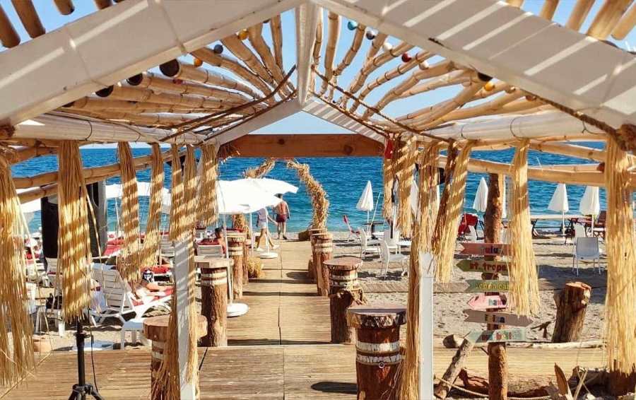 Konyaaltı'ndaki Beachler Ücretli Ve Ücretsiz Plajlar12